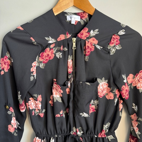 Stella Tweed 1/2 Zip Floral Long Sleeve Satin Peplum Blouse Black‎ Elastic Waist - Picture 4 of 16